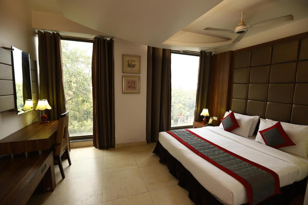Twin Tree Naraina Delhi Local Ids Allowed Hotel