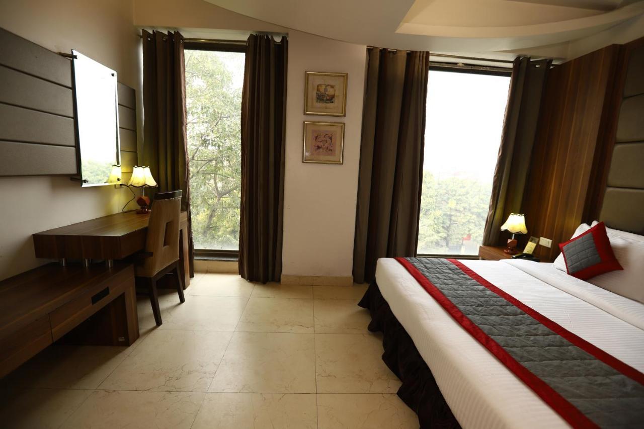 Hotel Twin Tree Naraina Delhi Local Ids Allowed