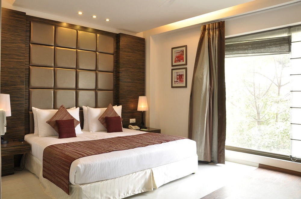 Twin Tree Naraina Delhi Local Ids Allowed Hotel
